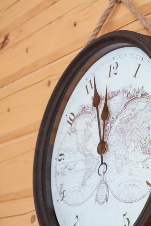 Усадьба в лесу с видом на горы