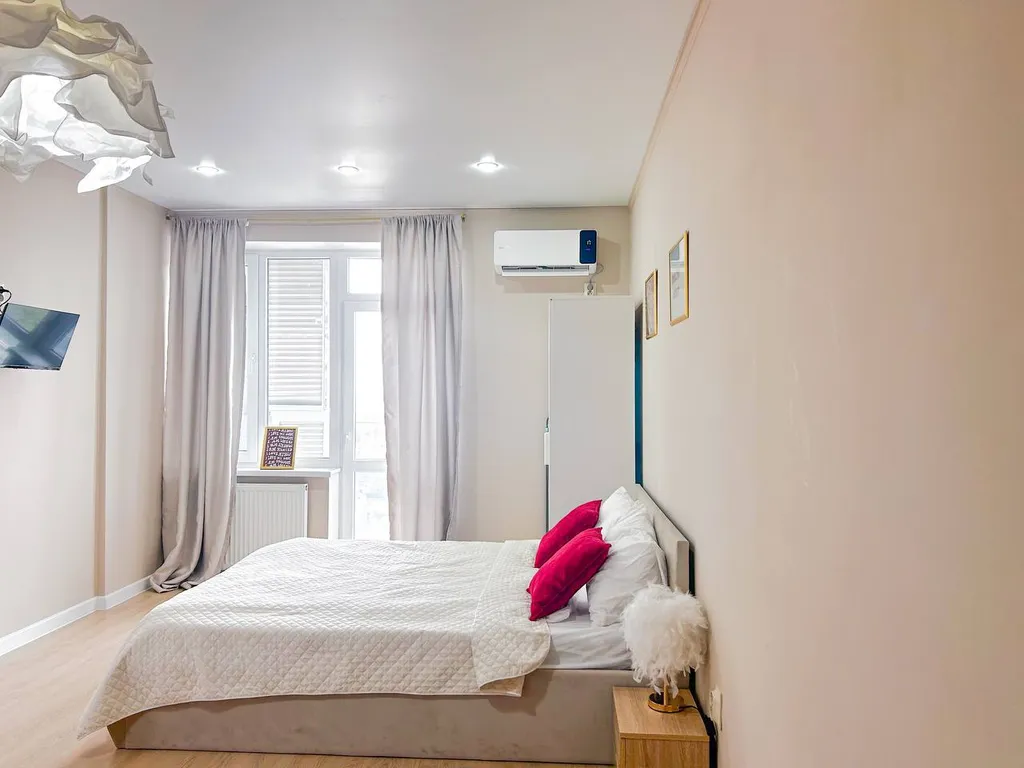 Квартира в центре с дизайнерским ремонтом с видом на город