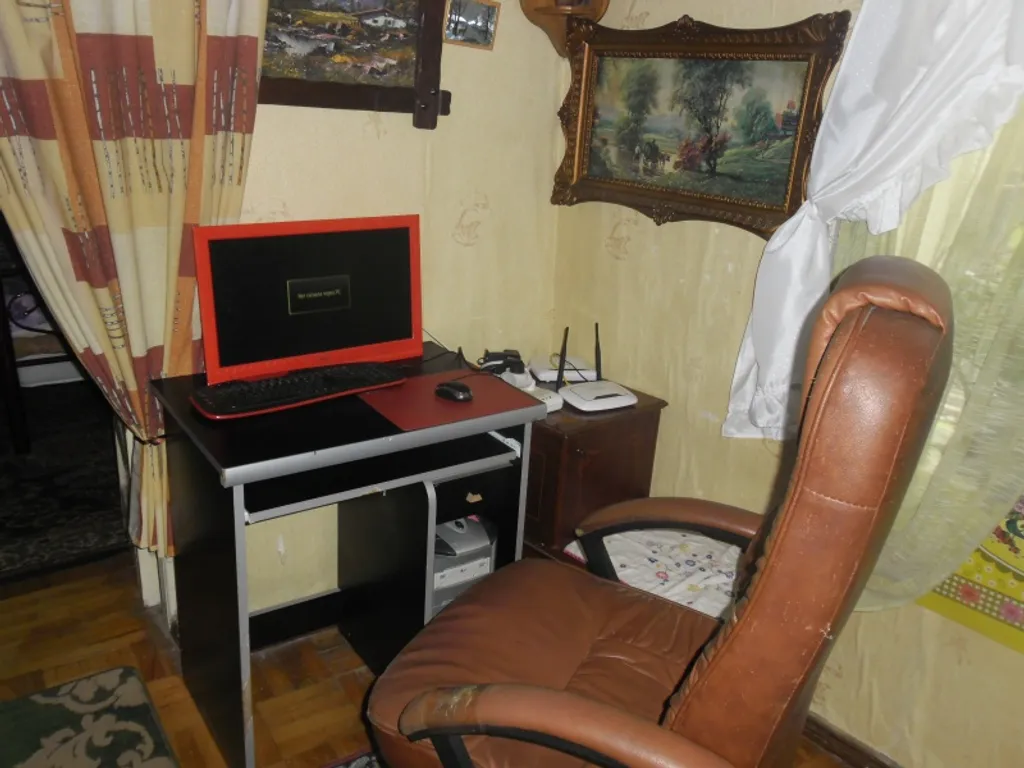 Apartment white bridge