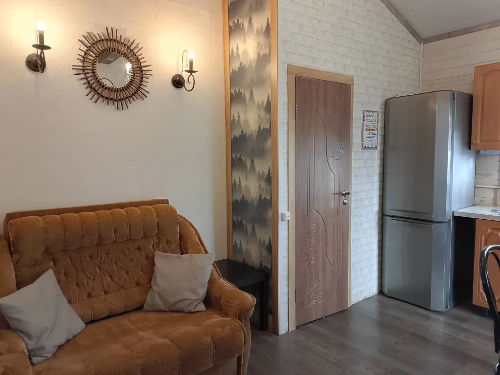 Уютный зимний дом со всеми удобствами рядом с лесом