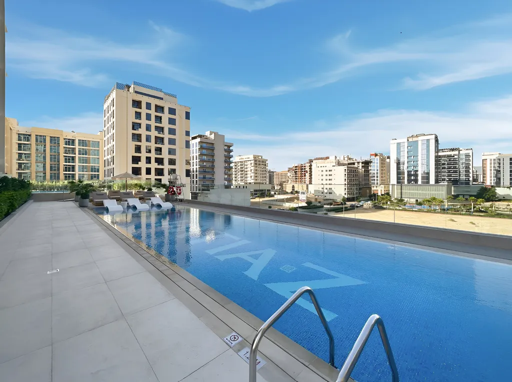 Дизайнерские апартаменты с бассейном на крыше