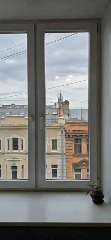 Квартира Квартира в центре Петроградской стороны с видом на крыши — Санкт-Петербург