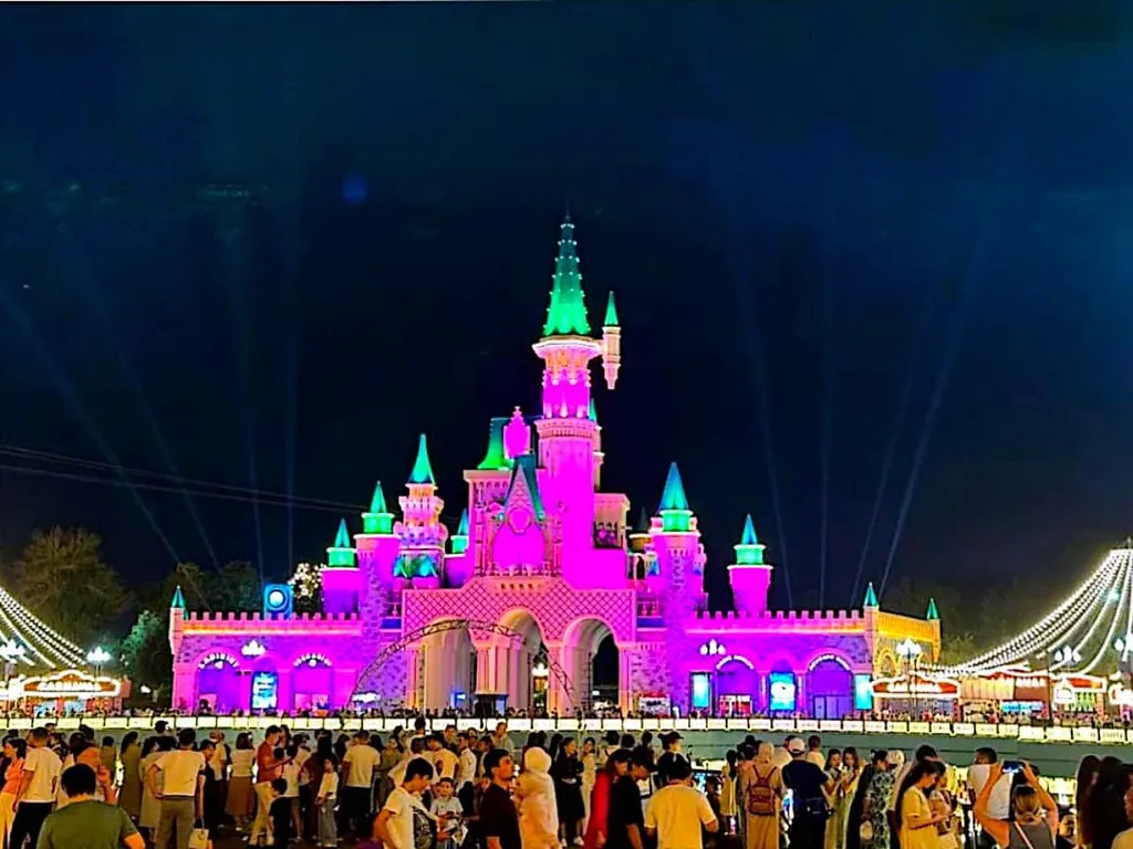 Center of Tashkent near Cosmonauts metro station, Premium Location