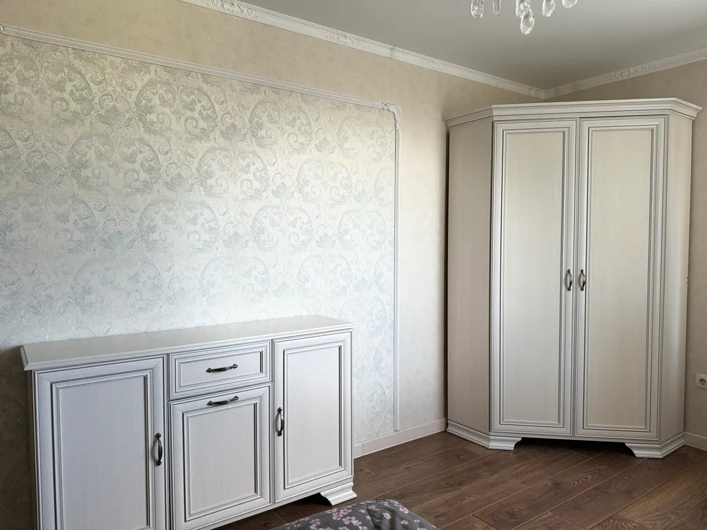 Уютная квартира с обустроенным балконом, оставит у вас на душе тепло