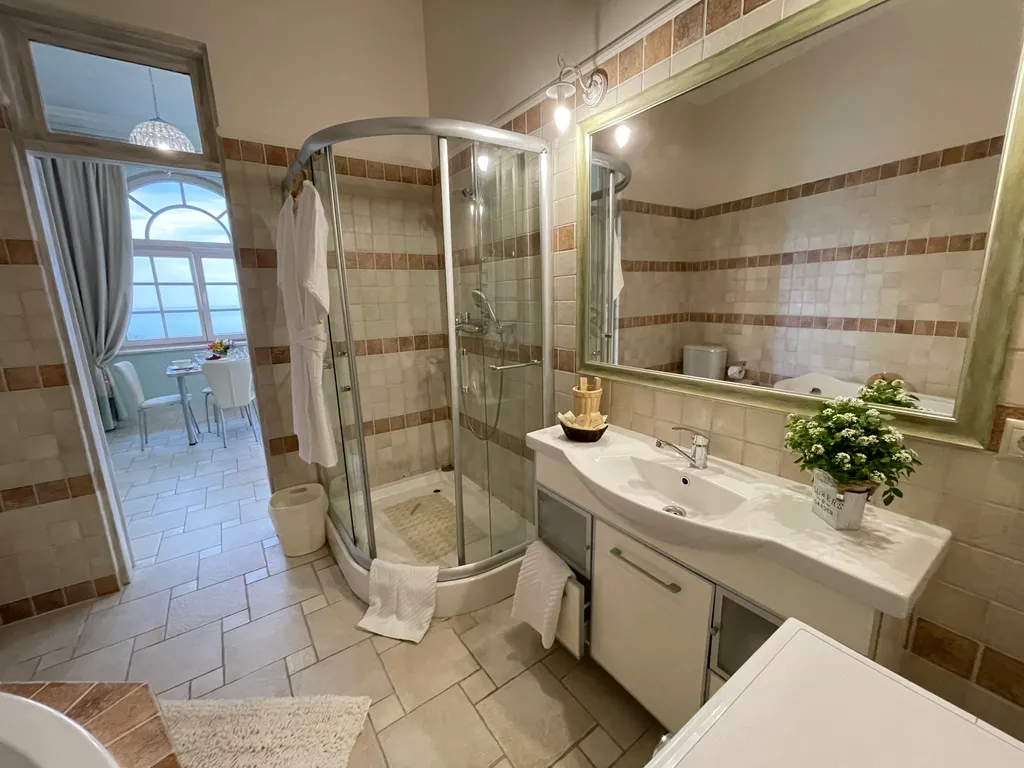 Вилла Диана апартаменты на первой линии моря