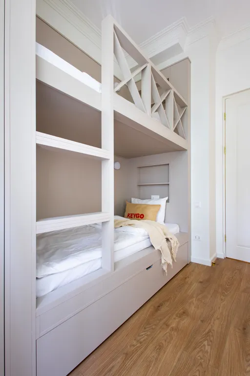 Апартаменты рядом с Каскадом