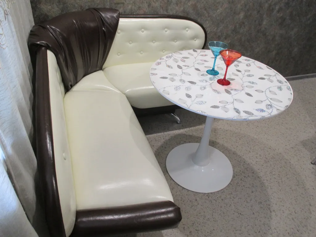 Квартира с отличным ремонтом рядом с Аквапарком