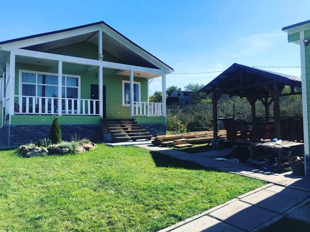 Коттедж Отдельно стоящий дом с баней и барбекю — аренда посуточно в Симферополь