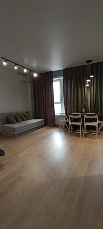 Квартира Квартира Дизайнерская студия — Цемдолина