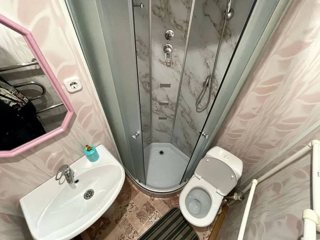 Квартира Квартира Семейный номер с двумя полутора спальными кроватями — Белокуриха
