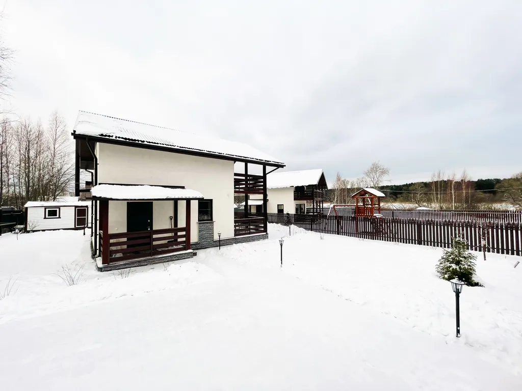 Коттедж №1 на берегу Волги River Houses