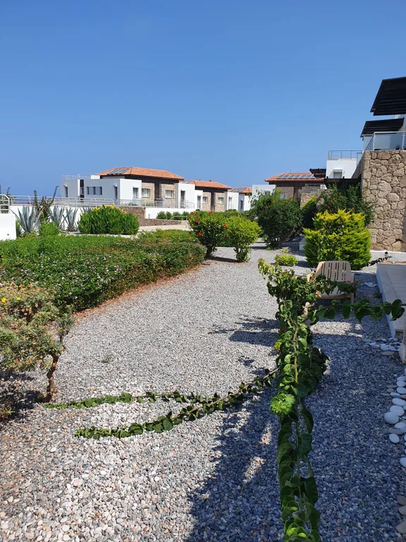 Уютная квартира на берегу моря с видом на горы