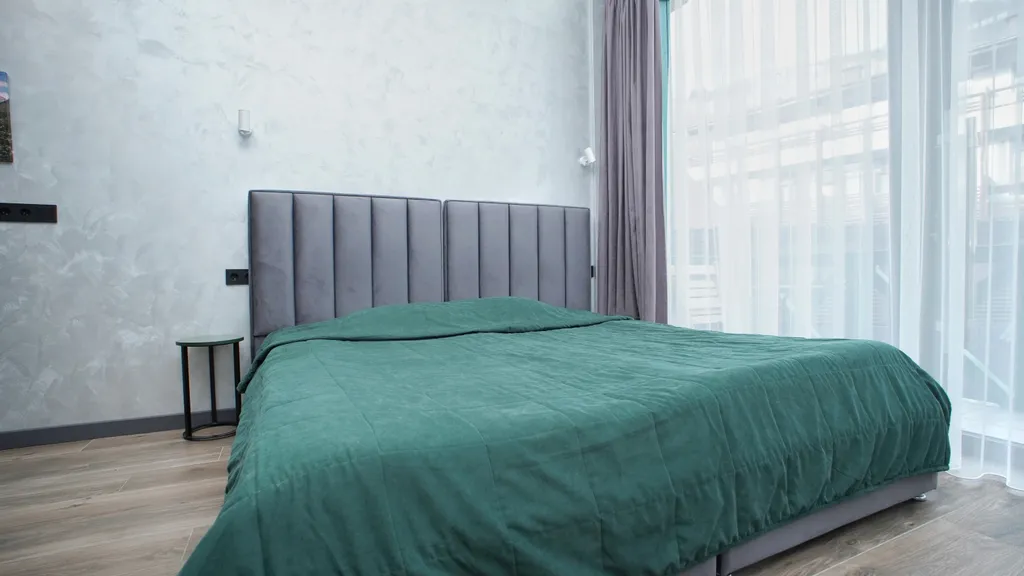 Панорамный апартамент с балконом, центр, лучшая локация