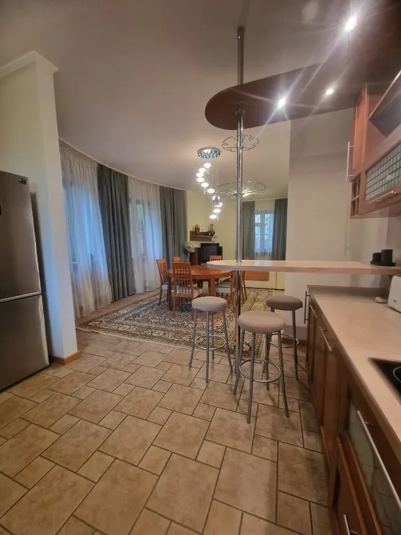 Дом в центре города