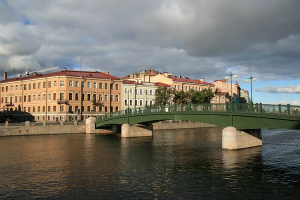 Квартира Большая светлая комната в старой Петербургской квартире — Санкт-Петербург