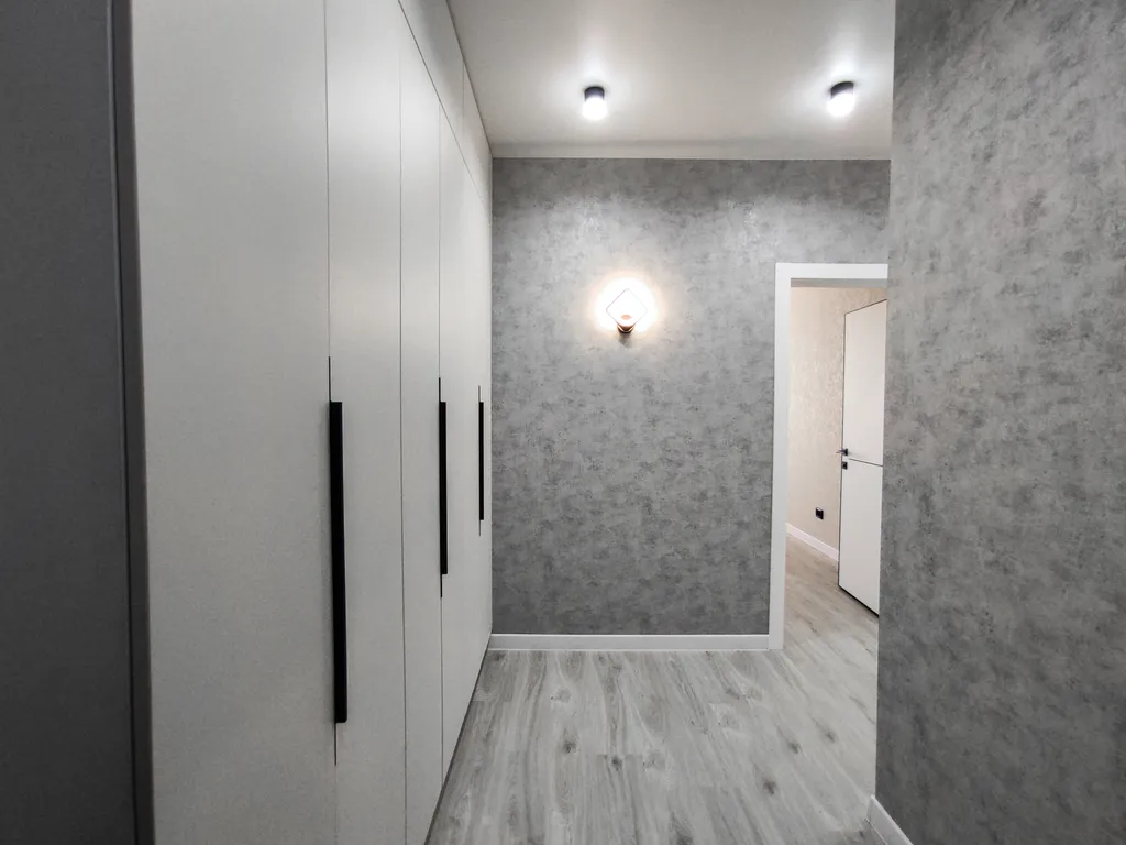 Большая двухкомнатная квартира в центре