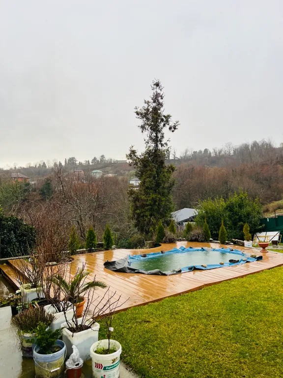 Загородный дом у моря.