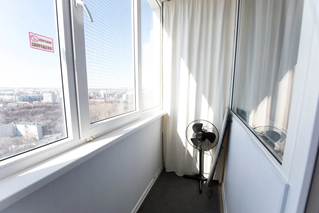 Однокомнатная квартира-студия недалеко от Волга спорт арены