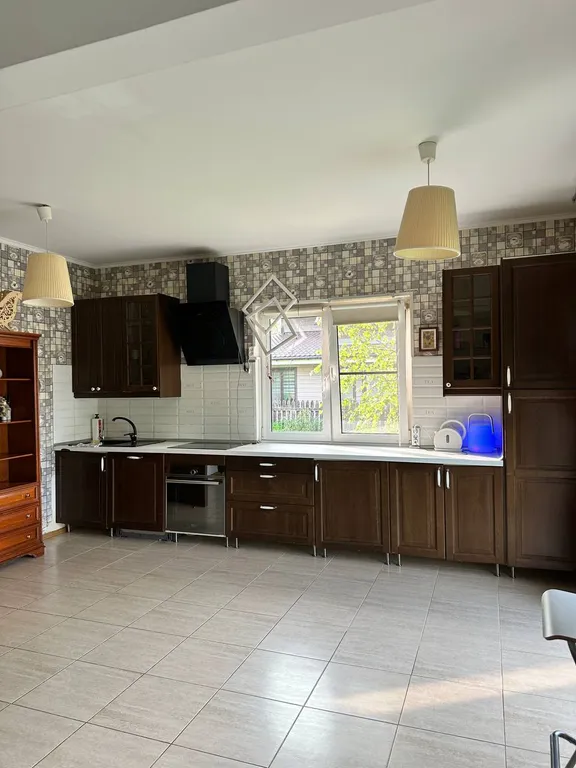 Большой дом на участке 12 соток