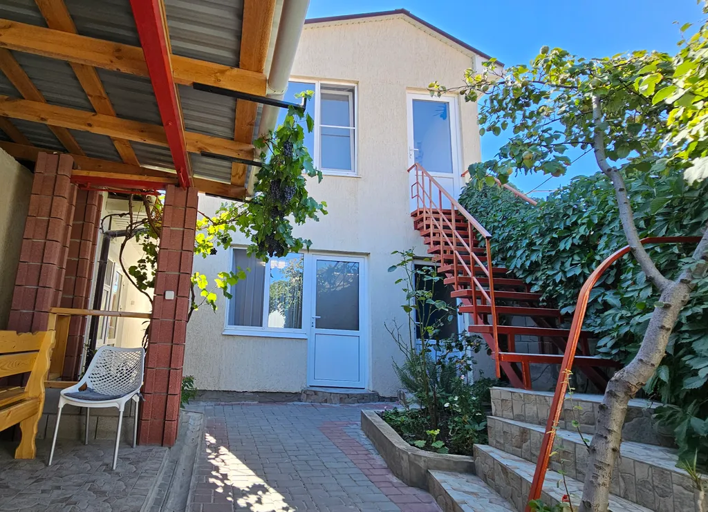 Коттедж Отдых рядом с морем — аренда посуточно в Судак