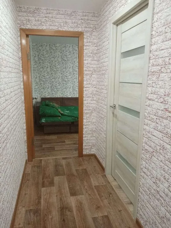 Благоустроенная двухкомнатная квартира