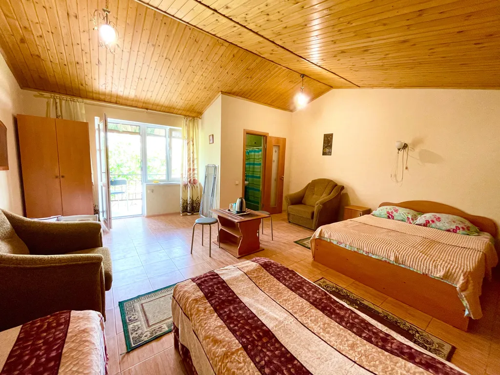 Квартира Квартира Большой номер для дружной компании — Геленджик