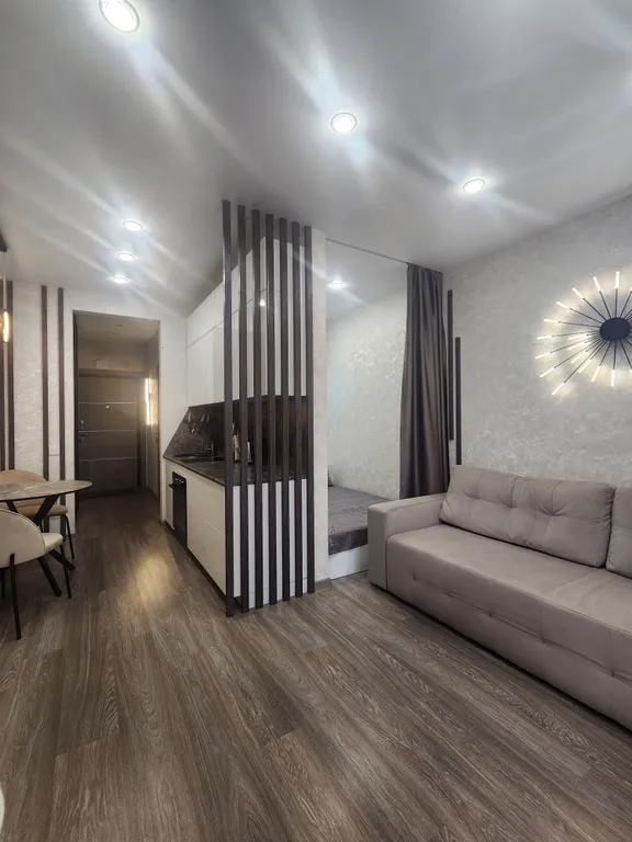 Квартира Просторная студия для четырёх человек — аренда посуточно в Кудепста