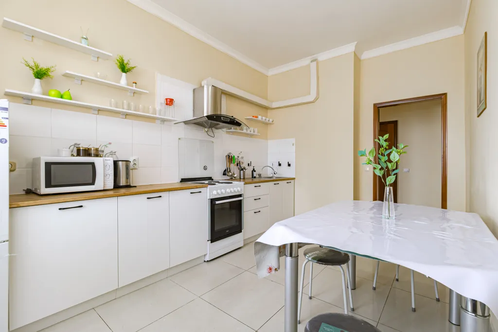 Квартира для большой компании с видом на Байтерек