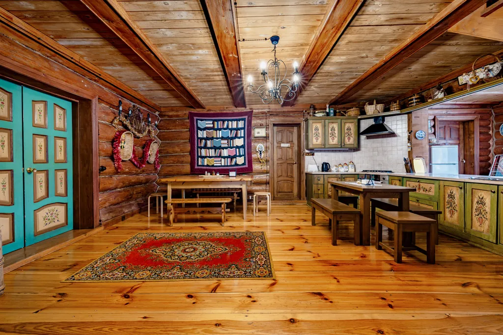 6-комнатный Дом