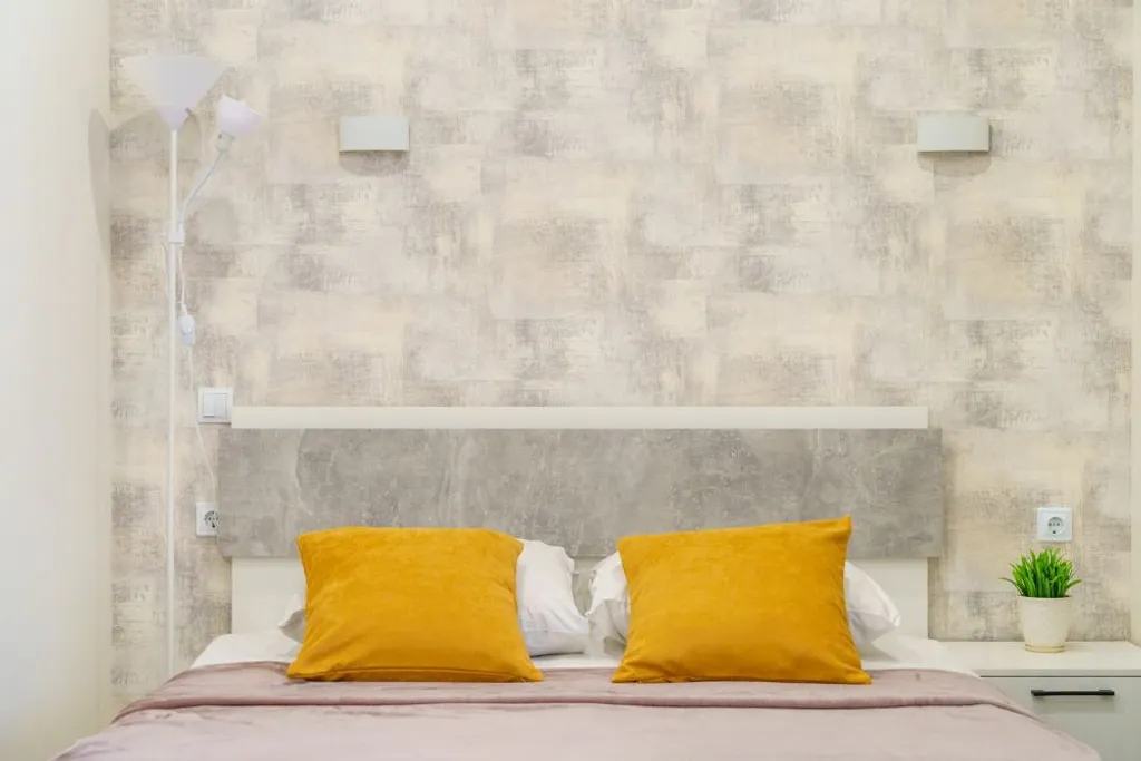 Good Night на Кандинского 7/2