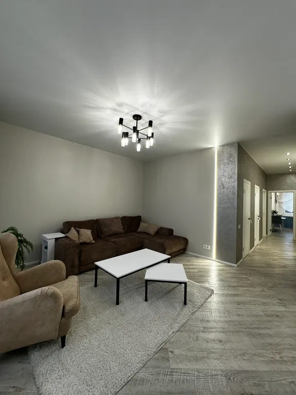 Апартамент в историческом доме с видом на стадион Калининград и закат