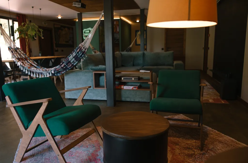 Дом из металлических морских контейнеров