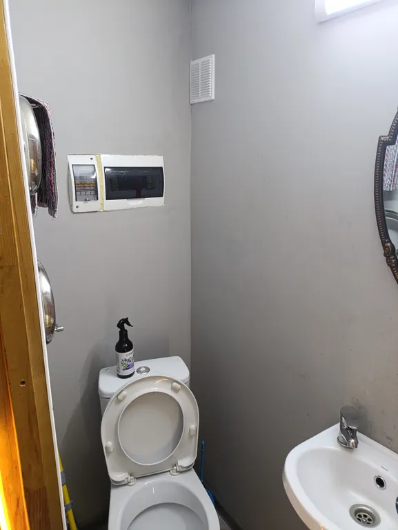 Домик на опушке леса