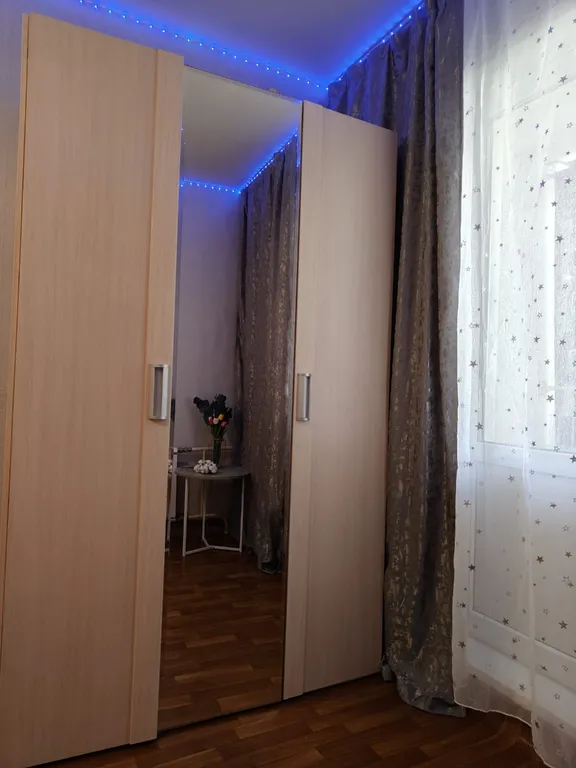 Квартира Апартаменты рядом с озером и открытым бассейном — Красноярск