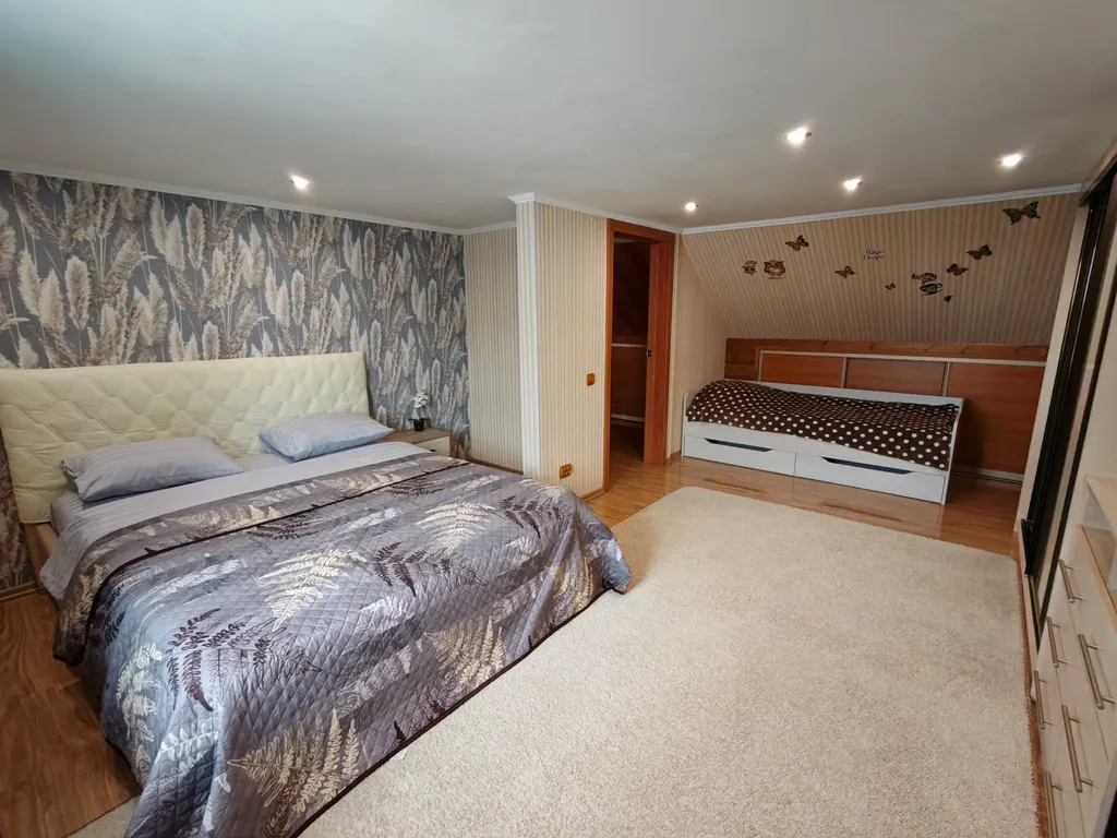 Уютный домик с баней рядом с центром города