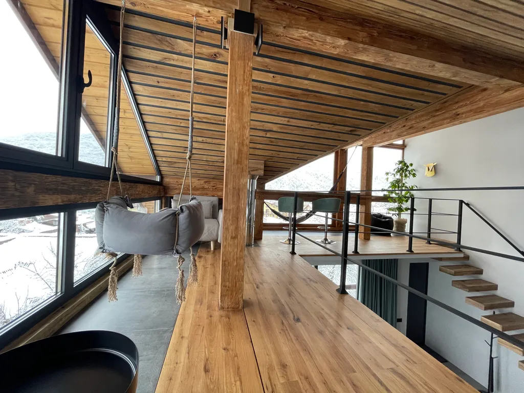 4-комнатная Квартира