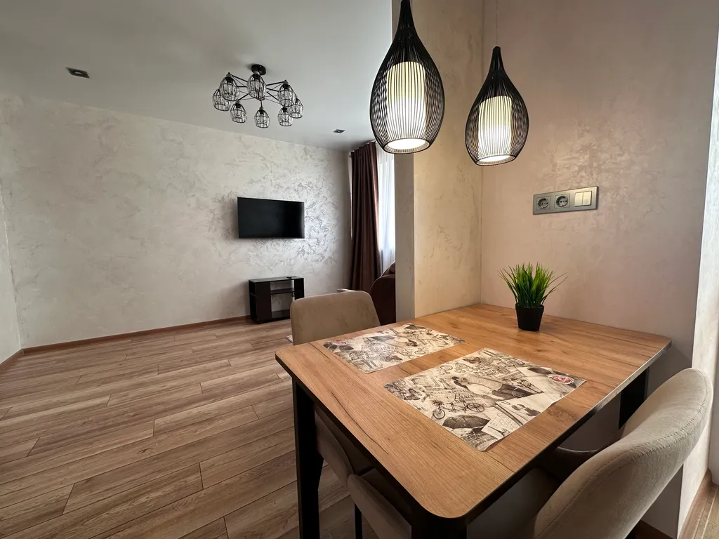 Уютная квартира-студия в центре города — аренда посуточно в Кострома