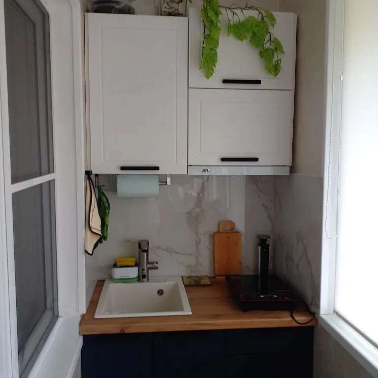 Квартира со свежим ремонтом рядом с морем