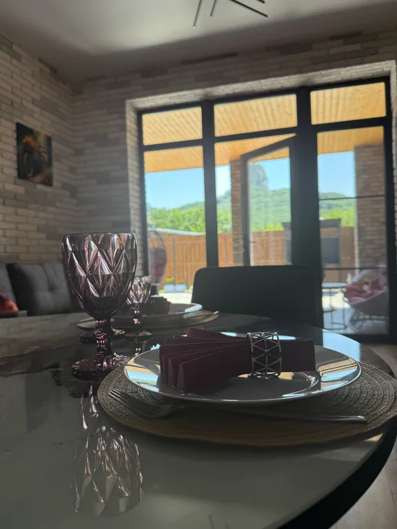 Дом под горой Железной