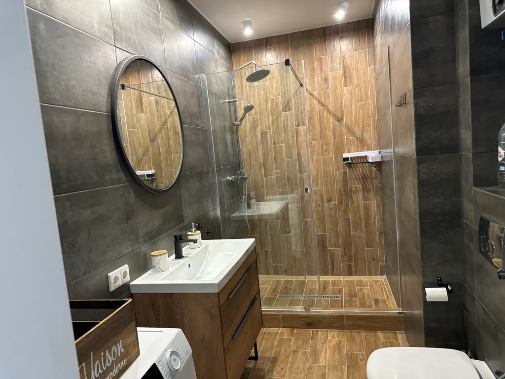 Уютная, благоустроенная квартира, в новом доме с видом на море и горы