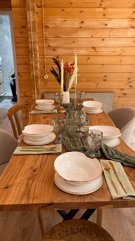 Цей коттеджи с видом на цейские горы