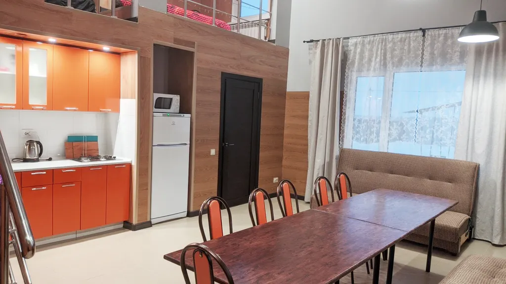 Шале со вторым светом