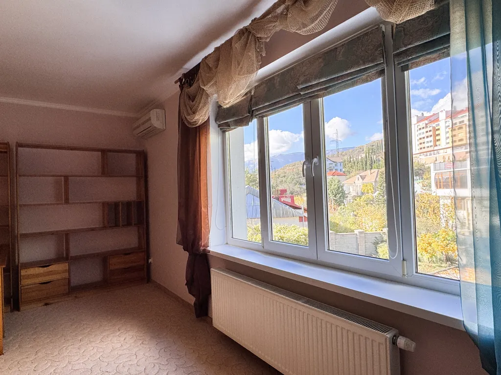 Ялтинская Вилла