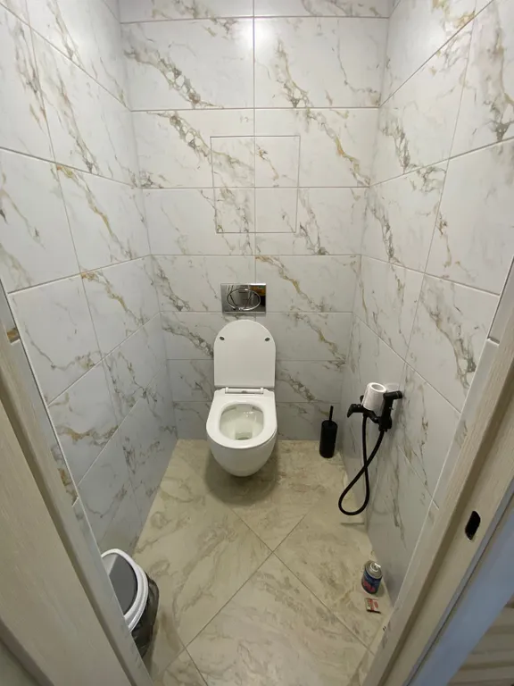 Уютный дом с бассейном на природе