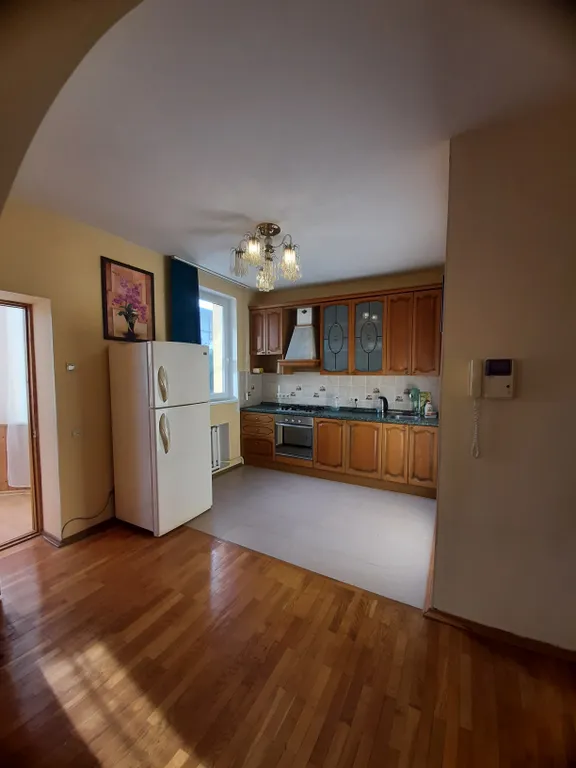 7-комнатный Дом