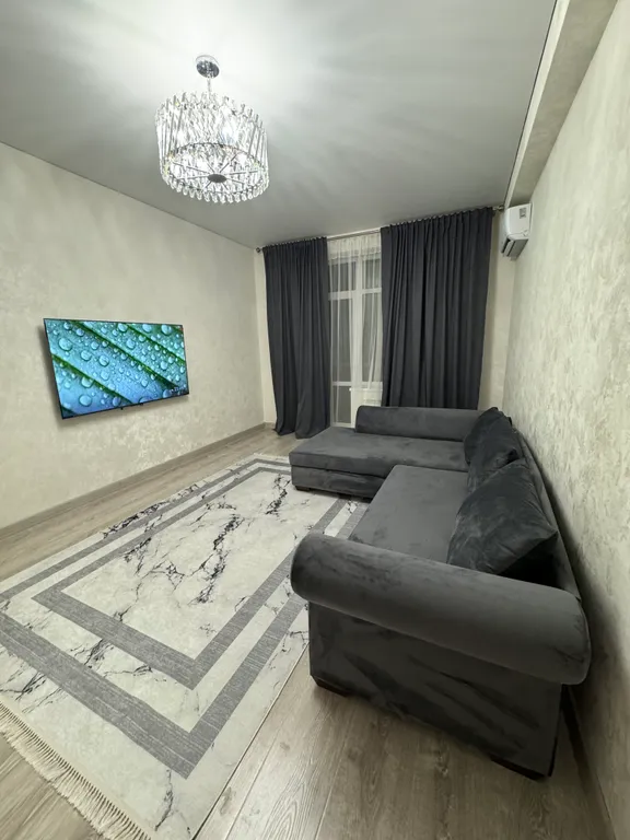 Уютная новая квартира в центре города в 10мин от моря