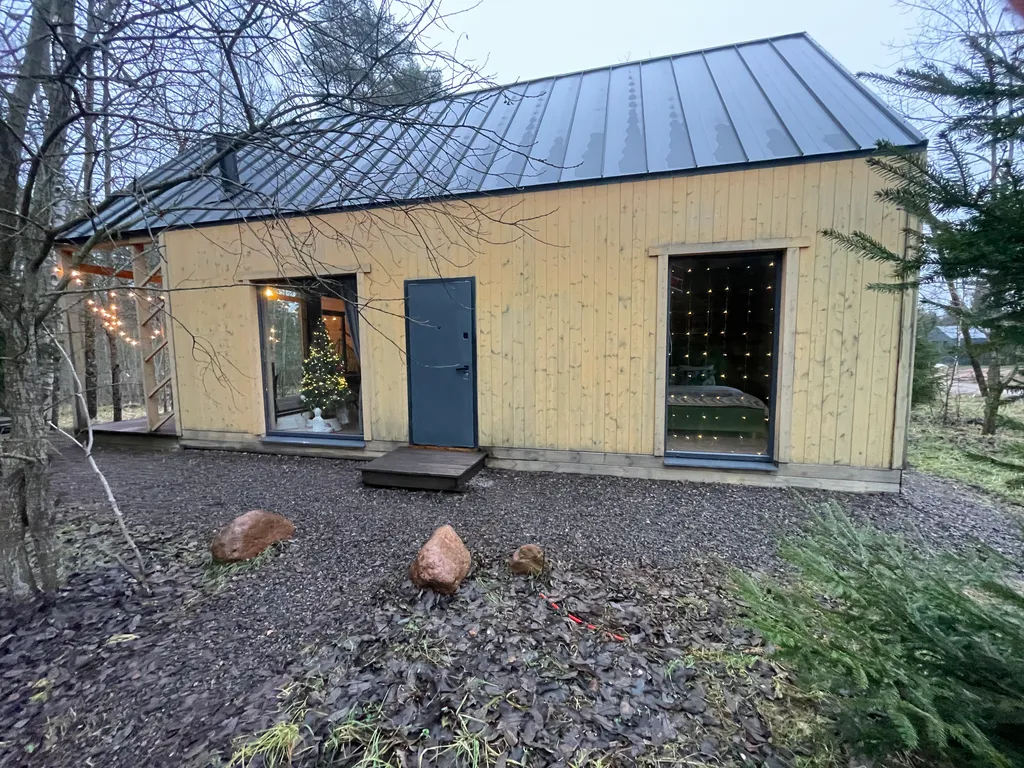 Уютный дом с купелью и камином Лесное Вдохновение