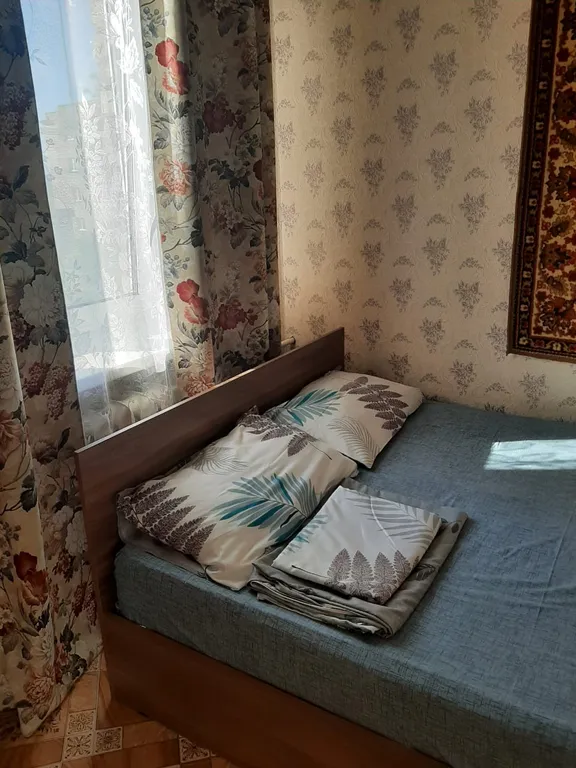 Двухкомнатная квартира недалеко от Центра города