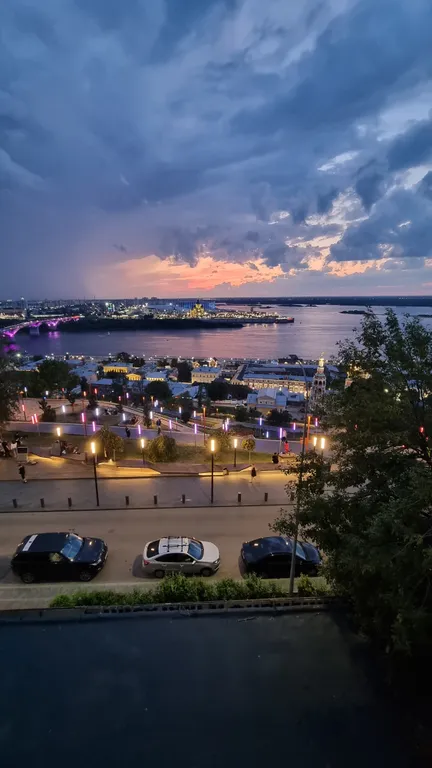 Уютная квартира с прекрасными закатами