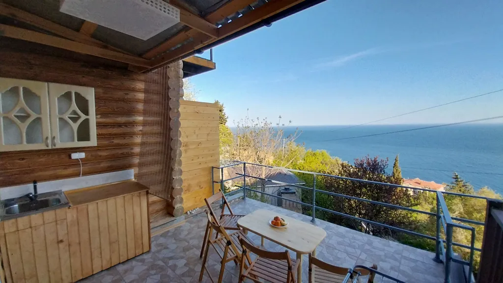 Квартира с волшебным видом на море